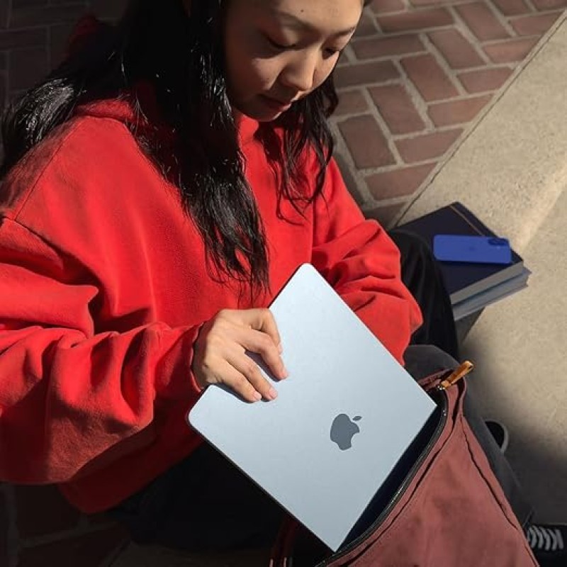 苹果 2025款 MacBook Air 13英寸笔记本电脑，搭载 M4芯片：专为苹果智能打造，13.6英寸 Liquid视网膜显示屏，16GB 统一内存，256GB 固态硬盘，1200 万像素主摄像头，触控 ID；午夜蓝